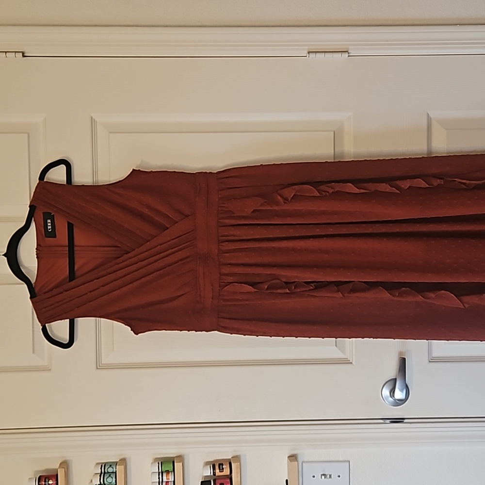 V-neck ruffle Maxi Dress